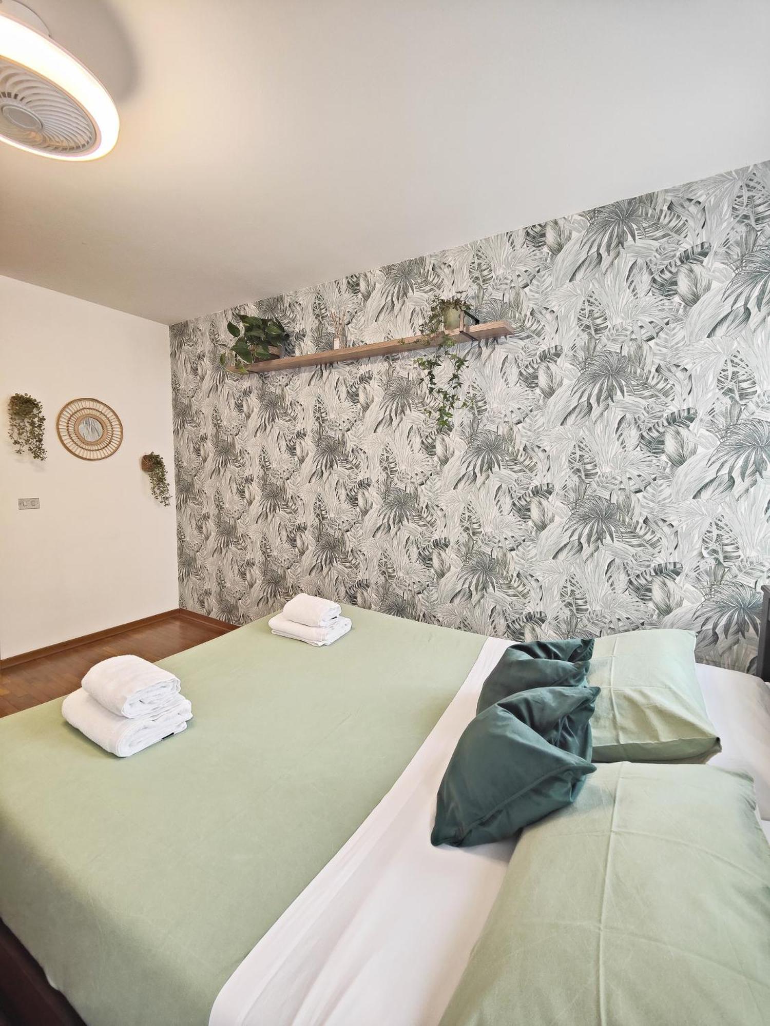 Le Case Di Sara Parking And Two Rooms In The Historic Center Udine Dış mekan fotoğraf